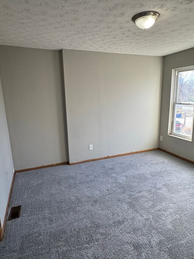 401-407 Gilbert St-Unit -403 in Columbus, OH - Building Photo - Building Photo
