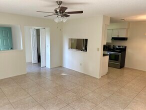4114 NW Cinnamon Tree Cir in Jensen Beach, FL - Building Photo - Building Photo