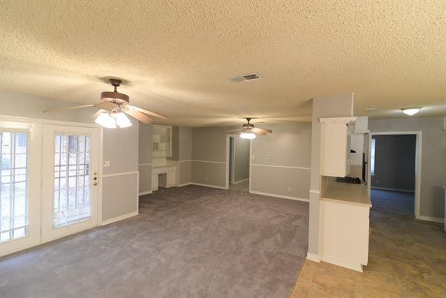 614 Young Blvd in Desoto, TX - Building Photo - Building Photo