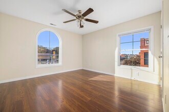 Paxton Place in Johnson City, TN - Building Photo - Building Photo