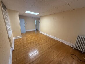 1710 Commonwealth Ave in Boston, MA - Building Photo - Building Photo