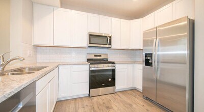 2557 Lamar Dr in Whitestown, IN - Building Photo - Building Photo