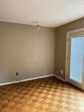 2104 Bronte Dr in Austin, TX - Building Photo - Building Photo