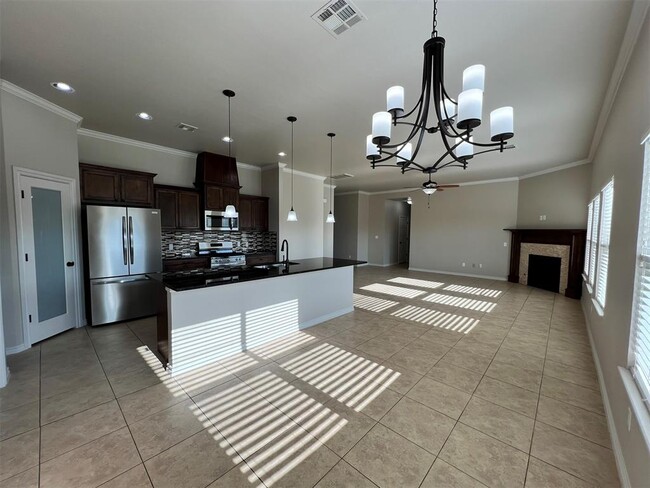 203 Lyla Glen Dr in Washington, OK - Building Photo - Building Photo