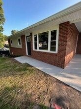 407 Dogwood Trail in Piney Flats, TN - Building Photo - Building Photo