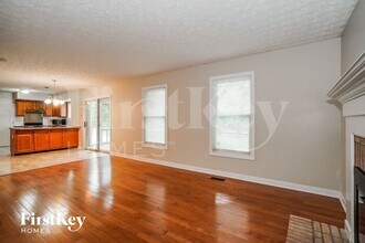 4270 Boulder Creek Dr in Columbus, OH - Building Photo - Building Photo