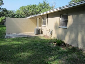 37 NE 21st Terrace in Gainesville, FL - Building Photo - Building Photo