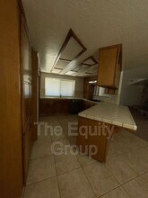 798 N Pepper St in Woodlake, CA - Building Photo - Building Photo