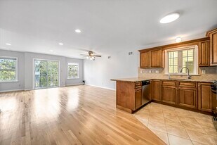 3 Montrose Ave in Jersey City, NJ - Building Photo