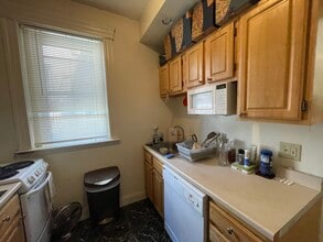 104 Peterborough St, Unit 9 in Boston, MA - Building Photo - Building Photo