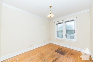 3710 N Hoyne Ave, Unit 1 in Chicago, IL - Foto de edificio - Building Photo