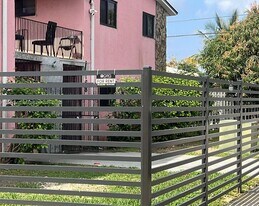 2168 NW 34th St in Miami, FL - Building Photo