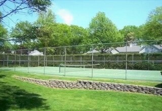 1404 Sara Cir in Port Jefferson Station, NY - Building Photo - Building Photo