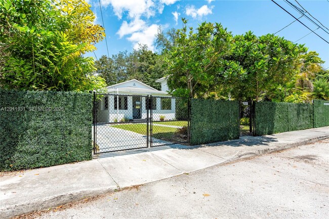 property at 3655 Oak Ave