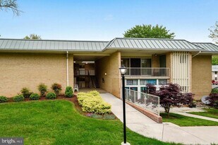3433 S Leisure World Blvd in Silver Spring, MD - Building Photo