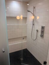 1125 NW 9th Ave in Portland, OR - Building Photo - Building Photo