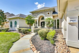 20637 Eaglewood Trace Dr in Porter, TX - Foto de edificio - Building Photo