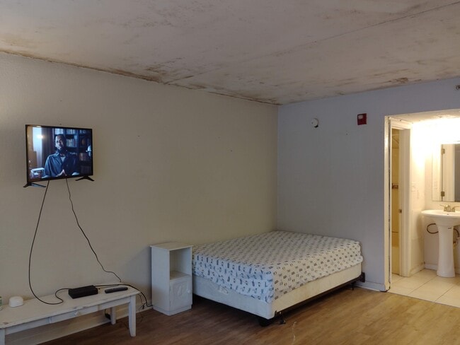 property at 2506 S Ocean Blvd