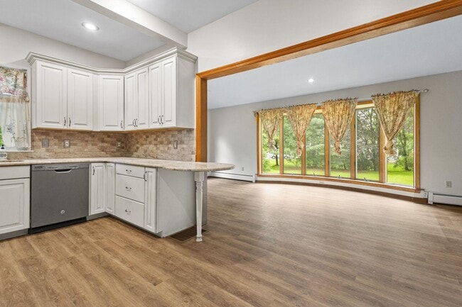 570 Western Hwy S in Blauvelt, NY - Building Photo - Building Photo
