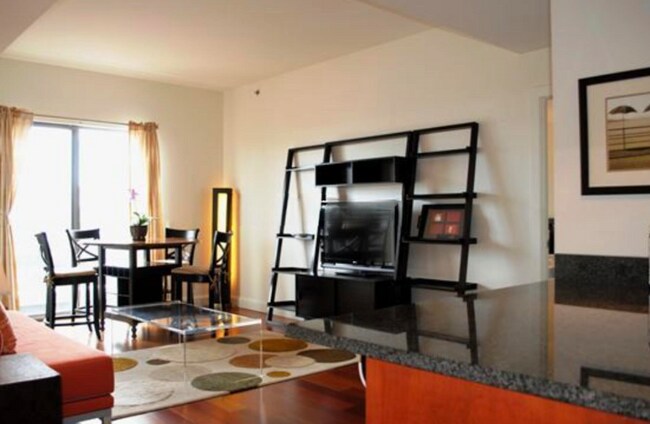 17 Otis St, Unit 601 in Cambridge, MA - Building Photo - Building Photo