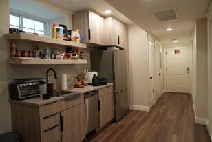 701 E 2nd St, Unit A in Boston, MA - Building Photo
