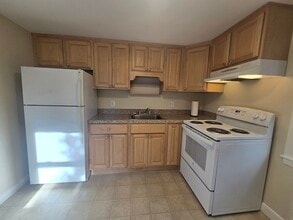 5 Tappan St in Melrose, MA - Building Photo - Building Photo