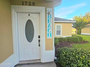 1729 Annabellas Dr in Panama City Beach, FL - Foto de edificio - Building Photo