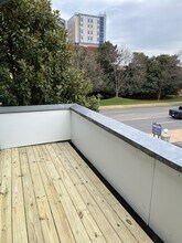 2125 Blakemore Ave, Unit B-1 in Nashville, TN - Foto de edificio - Building Photo