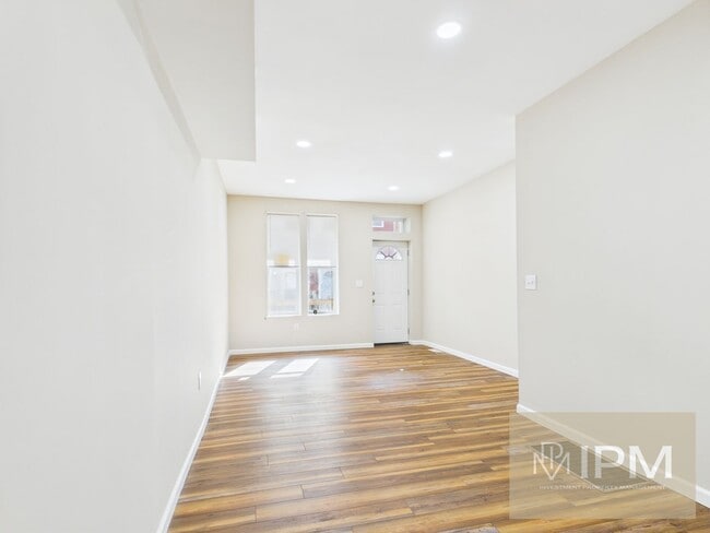 346 Nectarine St in Harrisburg, PA - Building Photo - Building Photo