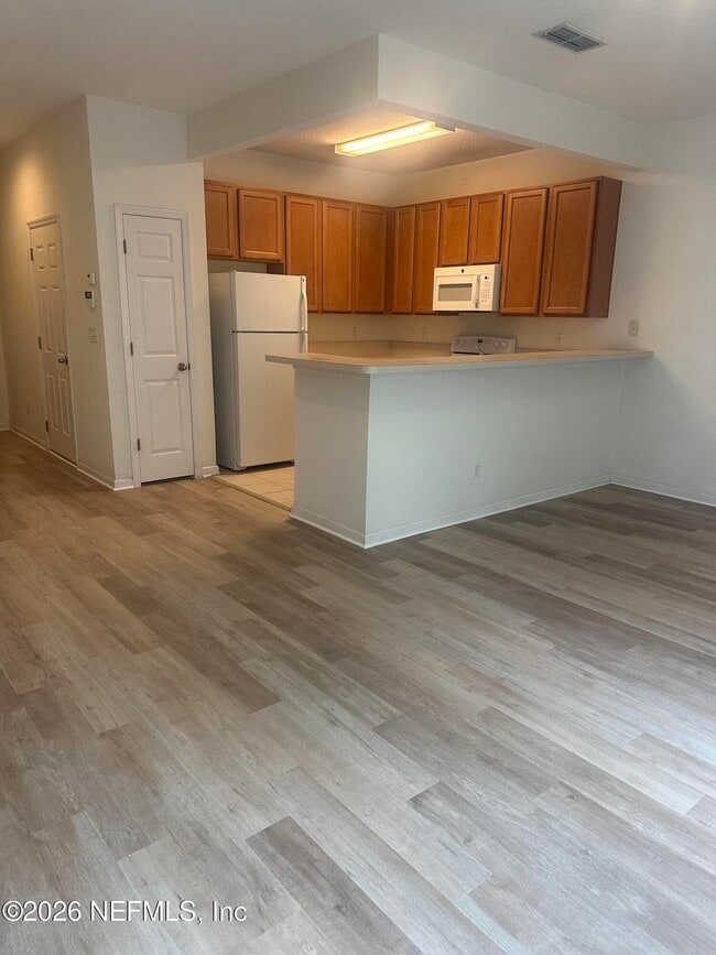 5649 Parkstone Crossing Dr in Jacksonville, FL - Building Photo - Building Photo