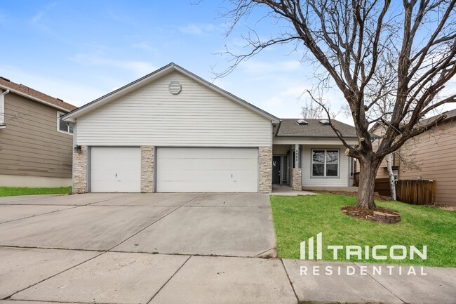property at 5950 Fescue Dr