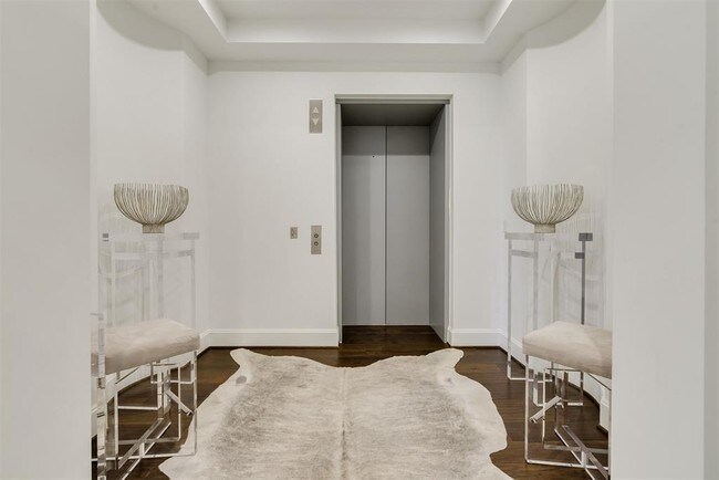 1409 Post Oak Blvd photo'