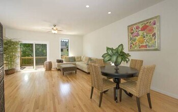 1013 Linden Ave in Charlottesville, VA - Building Photo - Building Photo