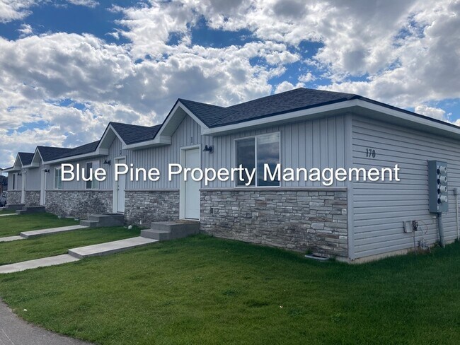 property at 170 Opal Ct