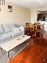 3650 Kingston Rd in Toronto, ON - Building Photo - Building Photo