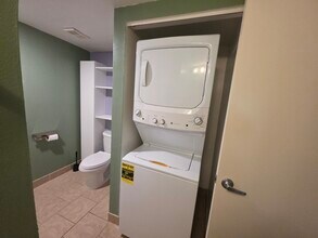 1601 Big Tree Rd, Unit 901 in South Daytona, FL - Foto de edificio - Building Photo