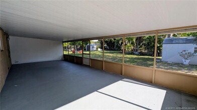 830 NW 10th Terrace in Stuart, FL - Building Photo - Building Photo