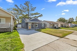 28445 Donnelly St in Garden City, MI - Building Photo - Building Photo