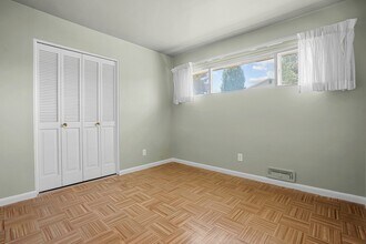 1733 Maplewood Dr in Twin Falls, ID - Building Photo - Building Photo