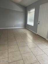5033 Avenue L10 Ave in Lancaster, CA - Building Photo - Building Photo