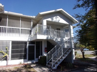 915 SE Mayo Dr in Crystal River, FL - Building Photo