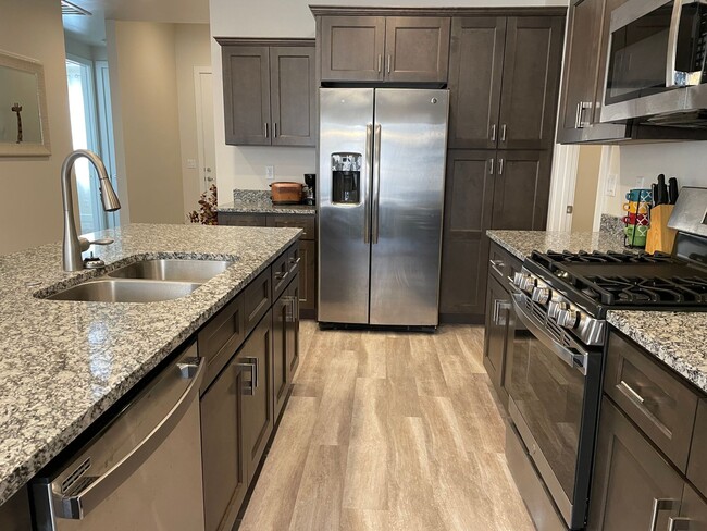 1502 W 460 N in Hurricane, UT - Building Photo - Building Photo