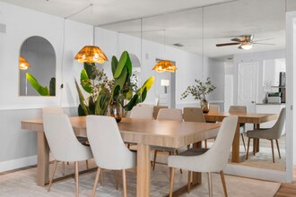 8402 Lava Pl in Tampa, FL - Building Photo - Building Photo