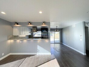 22521 Meyler St in Torrance, CA - Building Photo - Building Photo