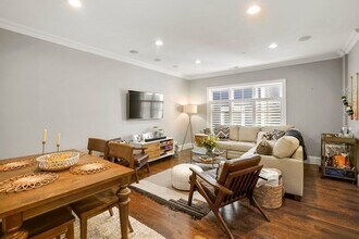 360 W 2nd St in Boston, MA - Building Photo - Building Photo