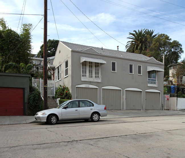 1426 Allison Ave in Los Angeles, CA - Building Photo - Building Photo