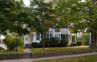 435 Broad St in Portsmouth, NH - Building Photo