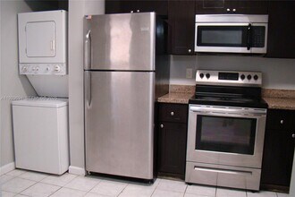 2451 NW 56th Ave in Lauderhill, FL - Building Photo - Building Photo