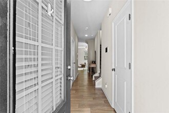 2830 Ridgeview Dr in Atlanta, GA - Building Photo - Building Photo