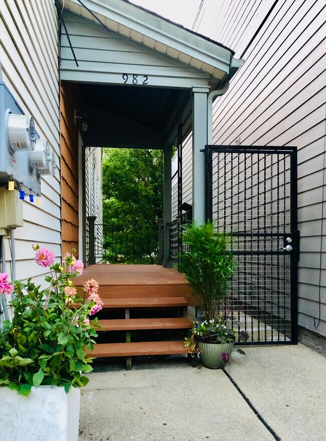 property at 982 Hatch St